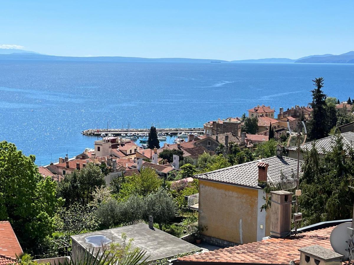 Panoramic Seaview Apartment *