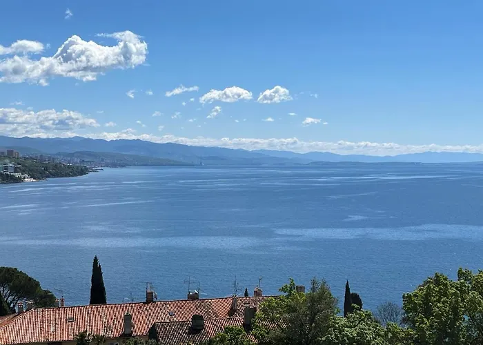 Panoramic Seaview Apartment